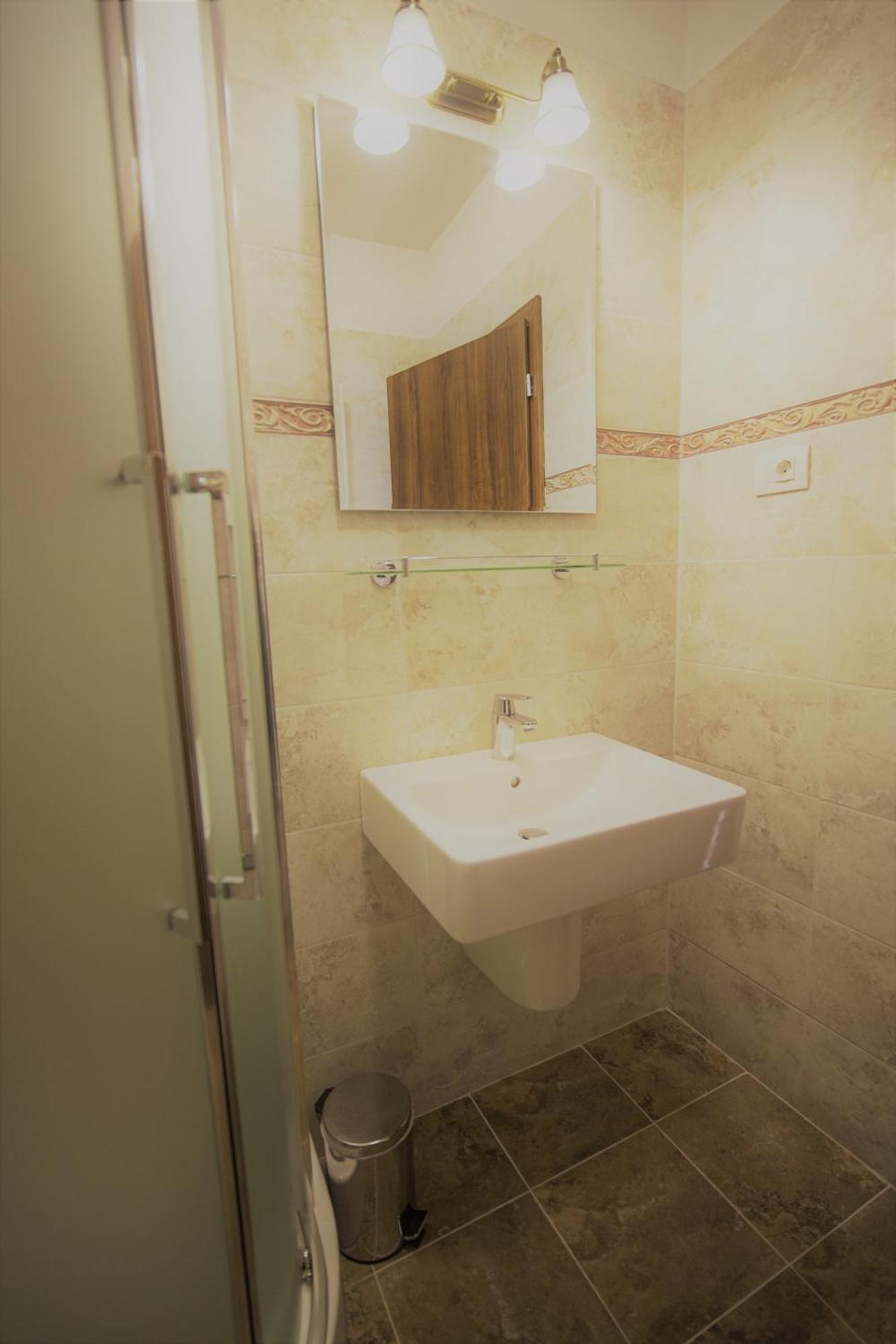 Hotel La Curtea Domneasca Piatra Neamţ Zimmer foto