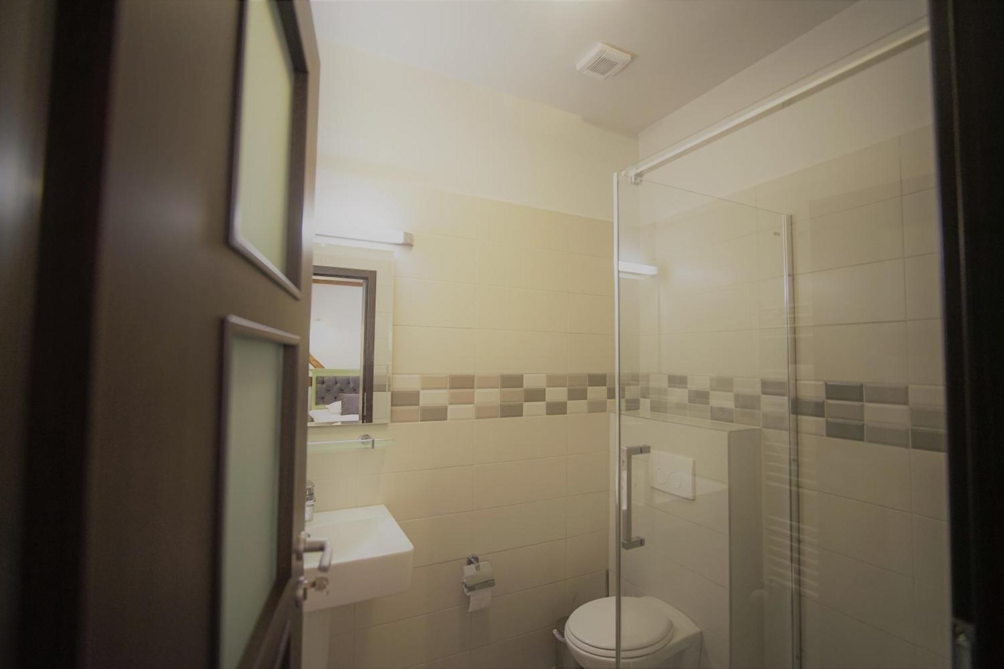 Hotel La Curtea Domneasca Piatra Neamţ Zimmer foto